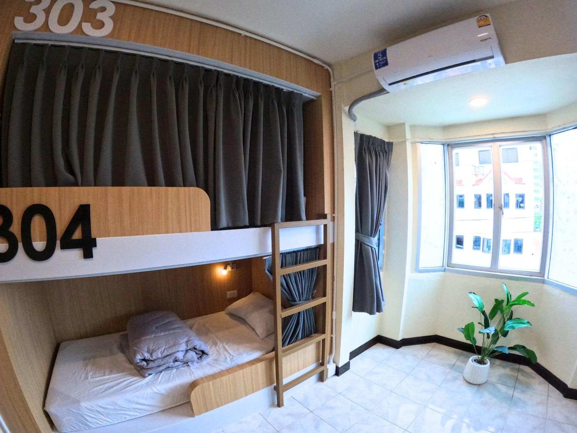 Kpop Hostel Karon Eksteriør billede